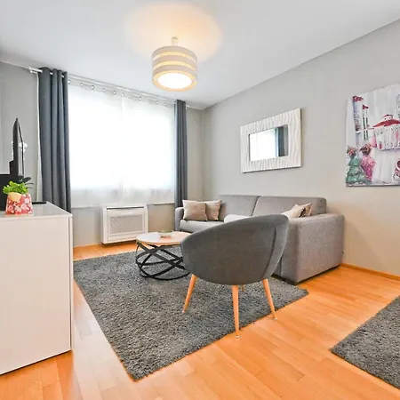 Apartman Zadar City Inn 2 & Free Private Parking Exterior photo